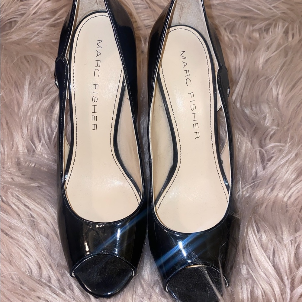 Marc Fisher Peep toe Heels